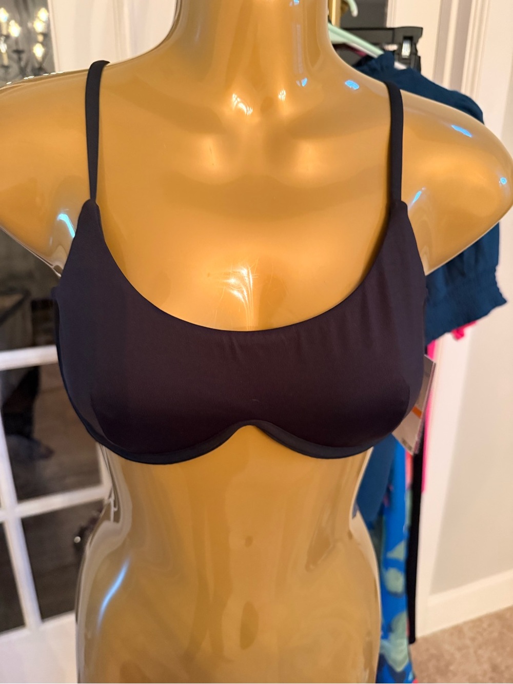 Vince Camuto Black Underwire Scoop Bikini Top